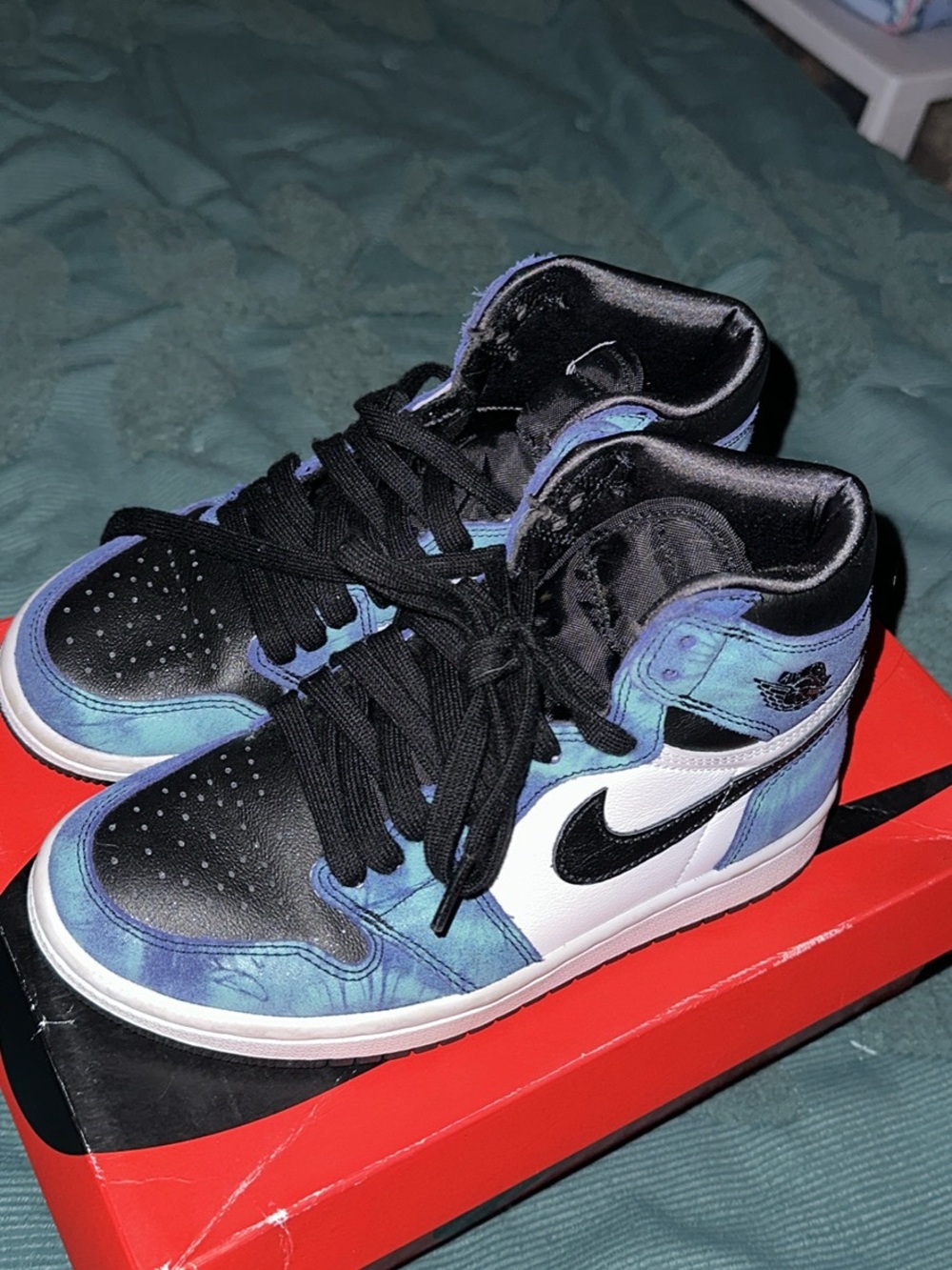 Womens air jordan 1 high OG